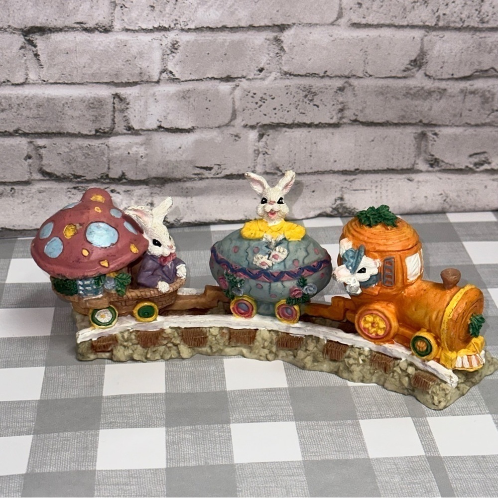 Vintage Easter Rabbit Figurine Train Carrot Egg Mushroom Train 8.5" X 3"